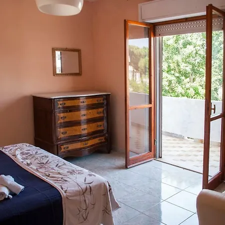 Apartment Mirko Silvi Sud